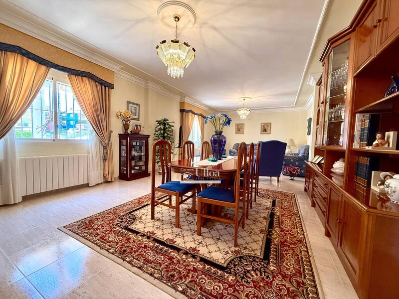 7 Cuarto Villa en venta