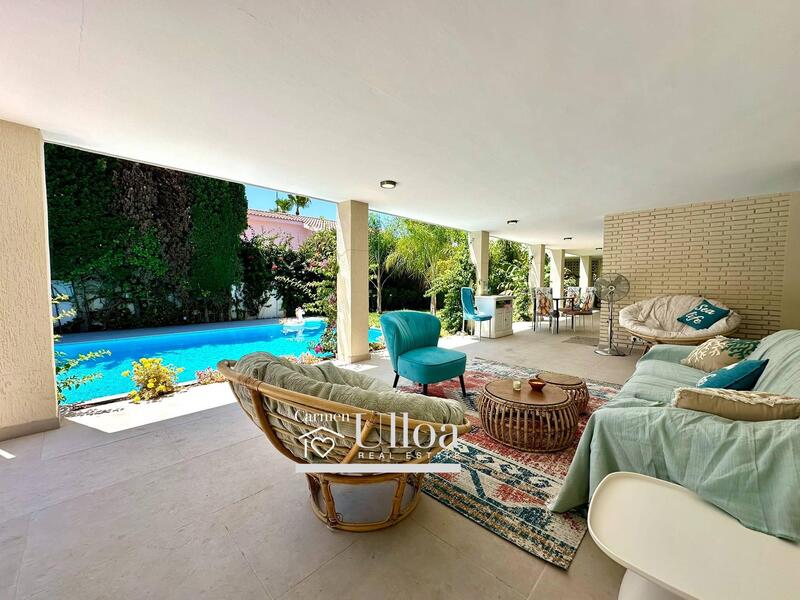7 bedroom Villa for sale