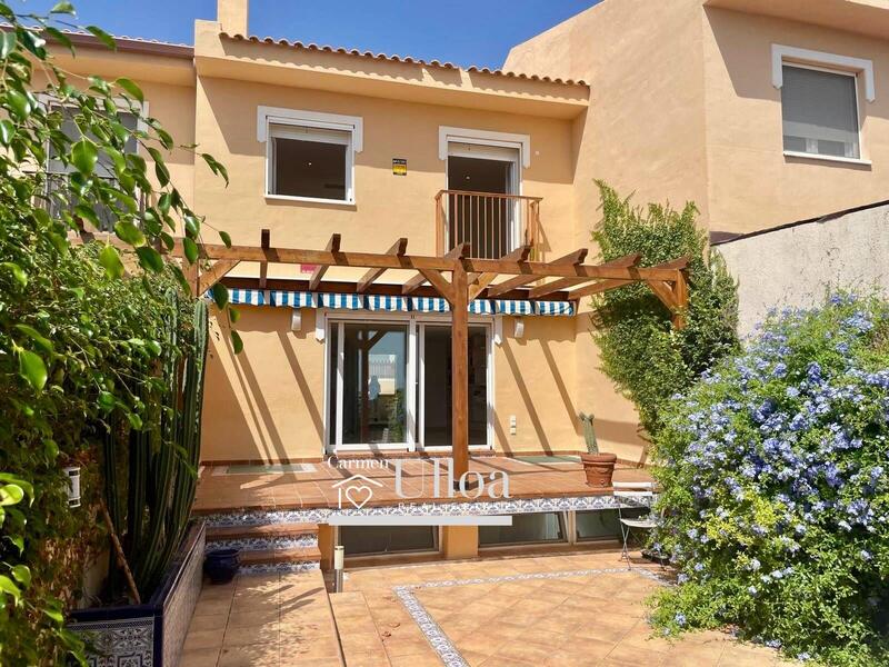Villa til salg i El Campello, Alicante