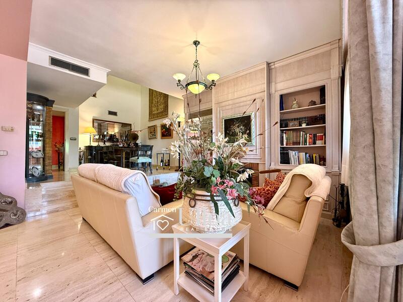 5 bedroom Cave House for sale