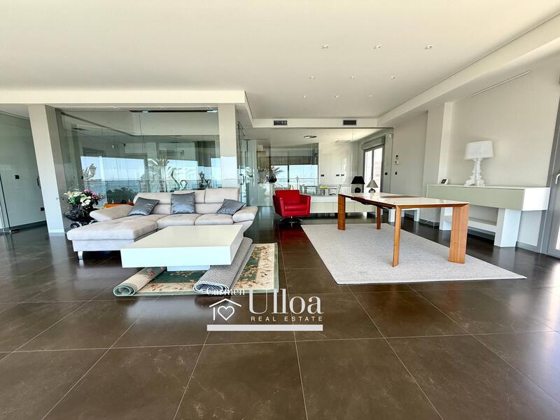 4 bedroom Duplex for Long Term Rent
