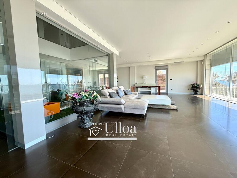 4 bedroom Duplex for Long Term Rent