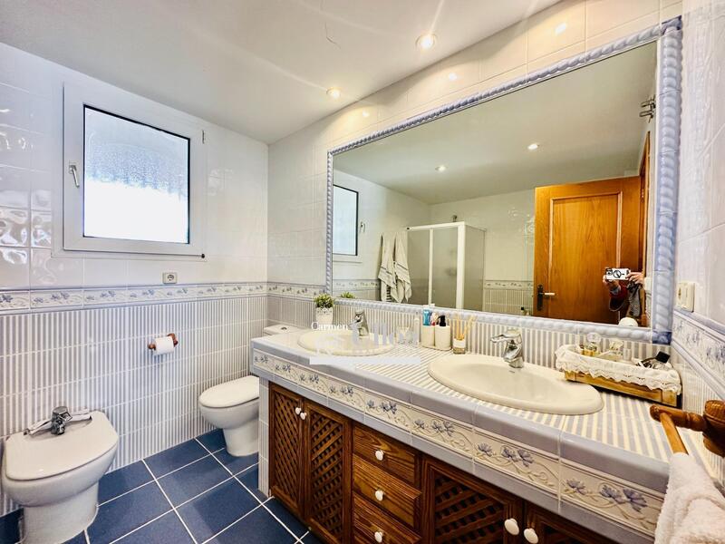 7 bedroom Villa for sale