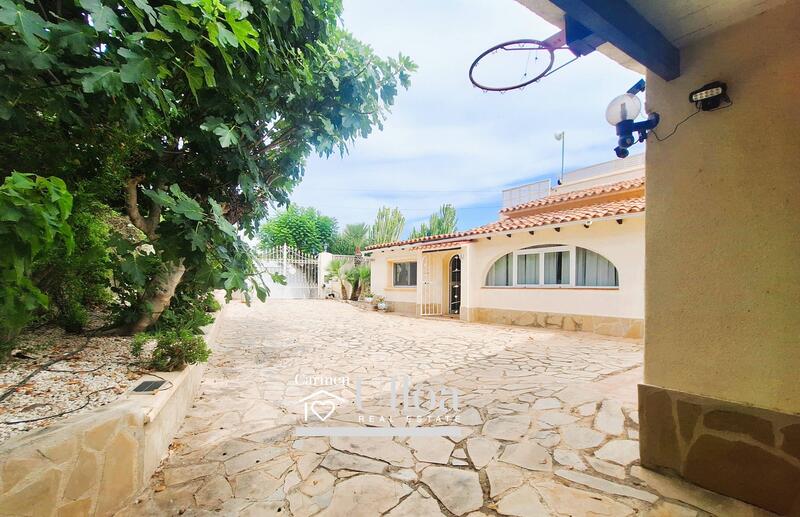 4 Schlafzimmer Villa zu verkaufen