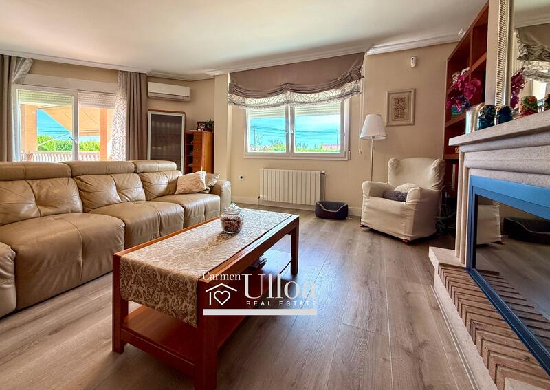 4 Cuarto Villa en venta