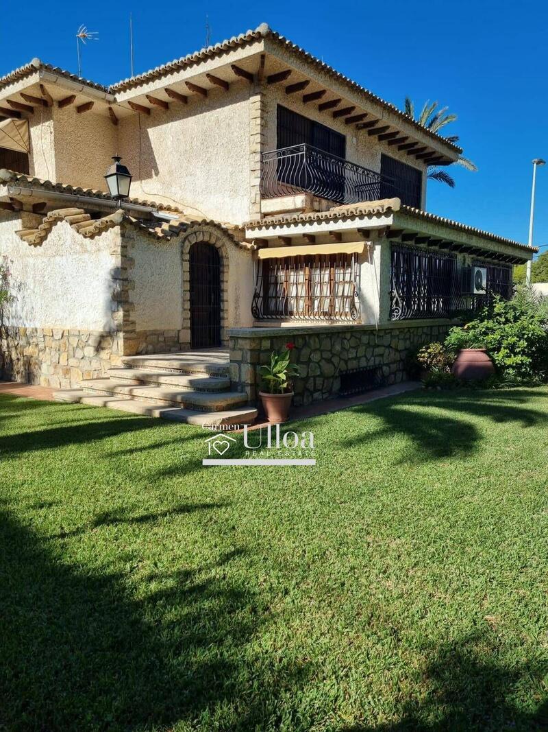 5 chambre Maison Troglodyte à vendre