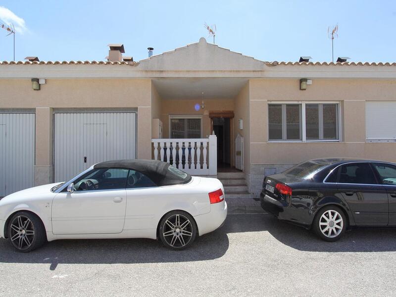 Townhouse for sale in Casas del Señor, Alicante
