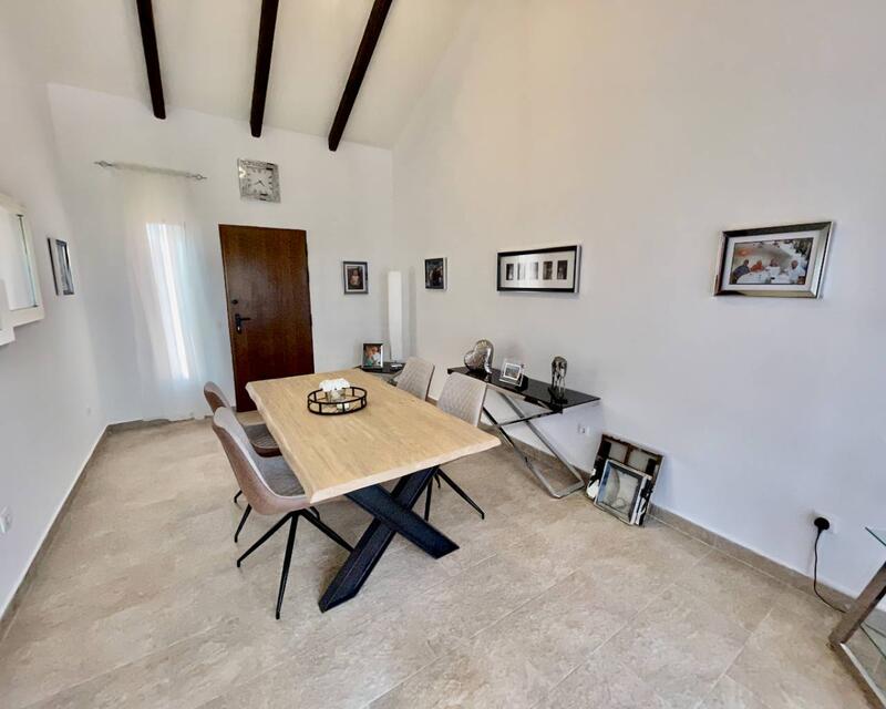 3 Cuarto Villa en venta