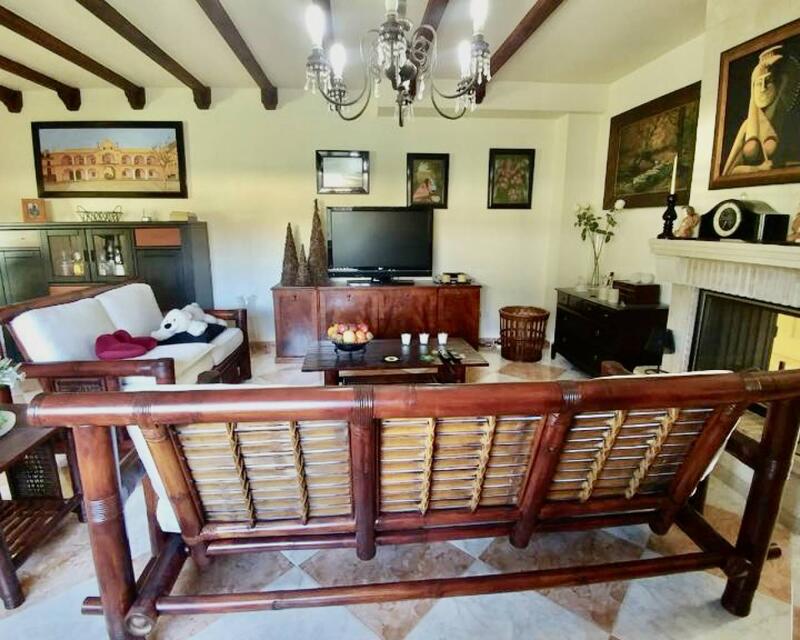 4 Cuarto Villa en venta