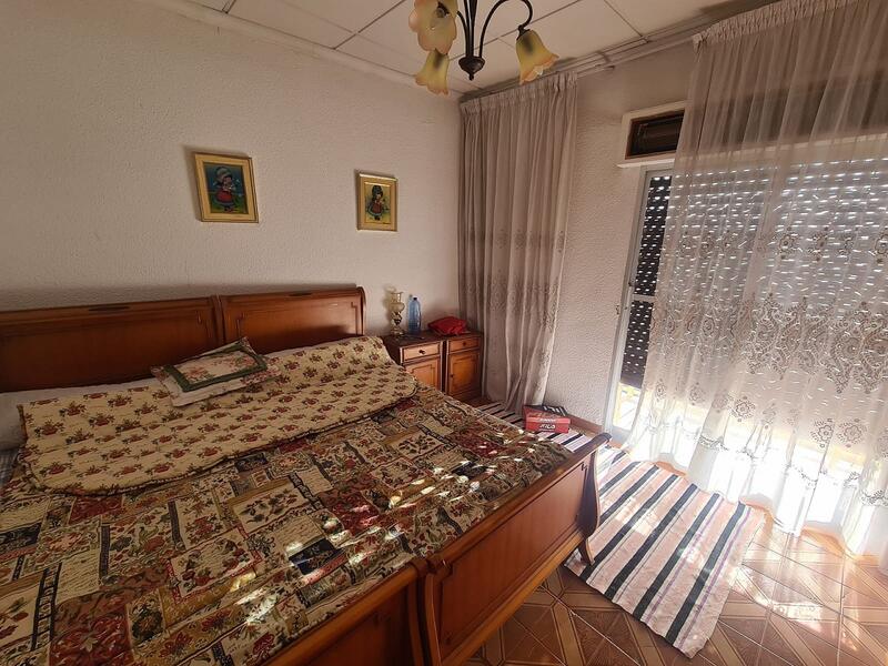 6 Cuarto Adosado en venta