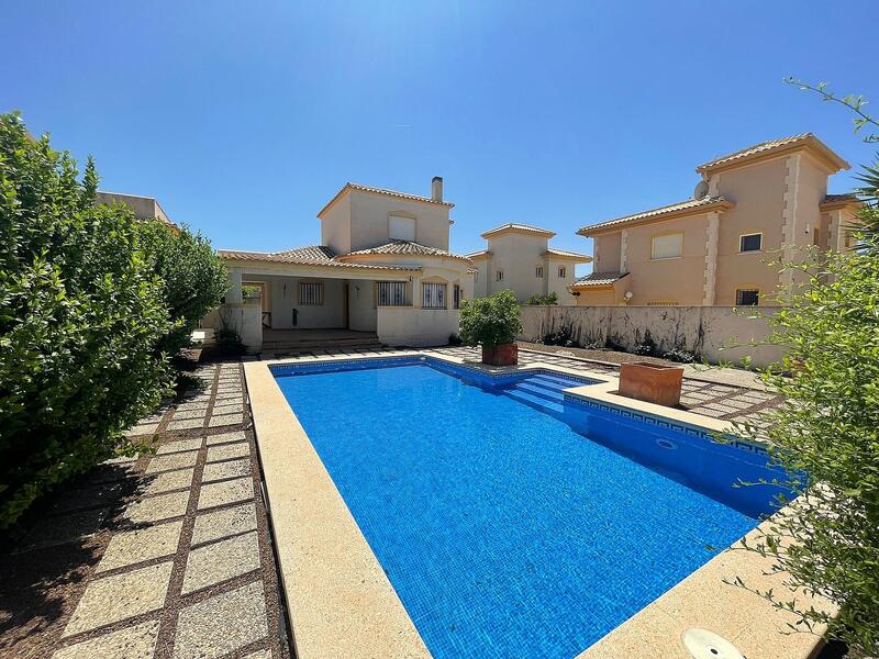 Villa till salu i Castalla, Alicante