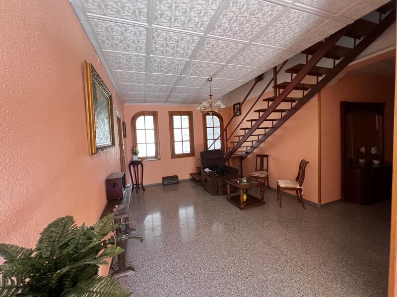 4 Cuarto Villa en venta