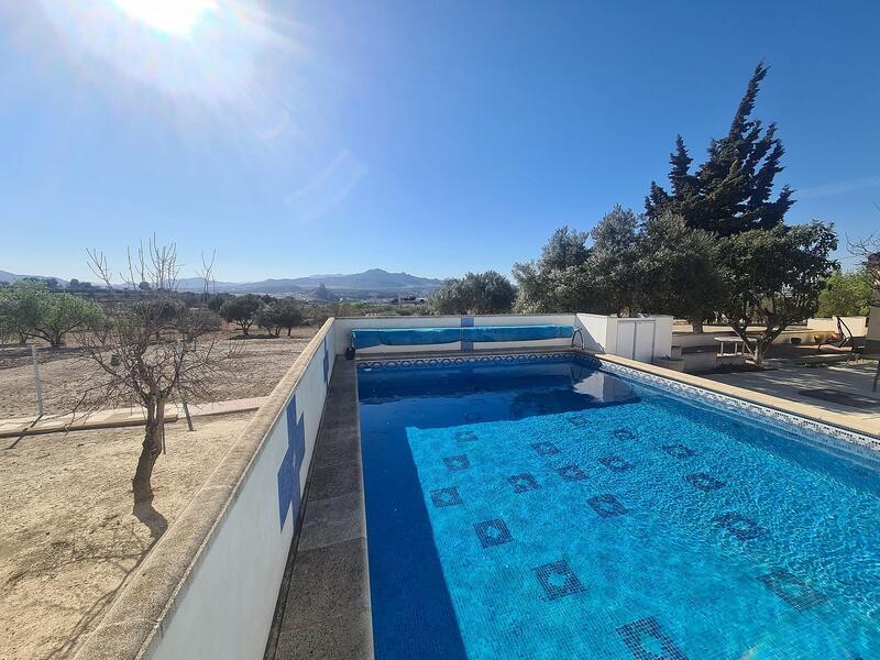 3 Cuarto Villa en venta