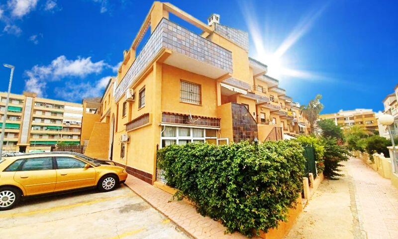 Apartment for sale in Torrevieja, Alicante