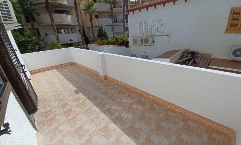 2 Cuarto Villa en venta