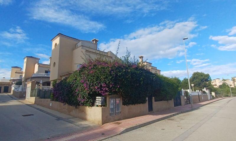 3 Cuarto Villa en venta