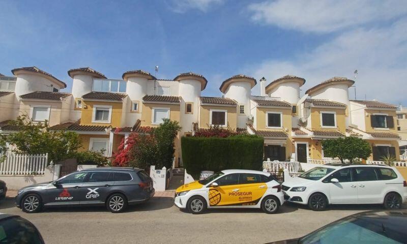 Villa en venta en Orihuela Costa, Alicante