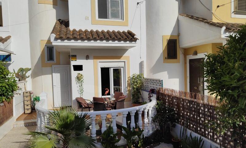 Villa à vendre dans Orihuela, Alicante