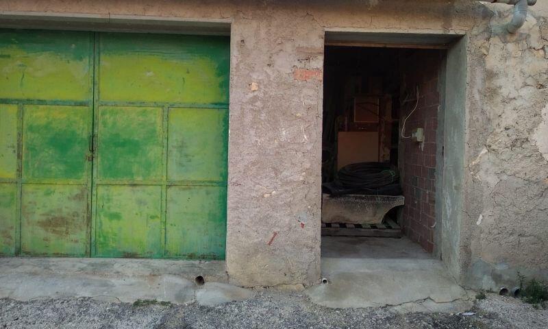 2 chambre Local Commercial à vendre