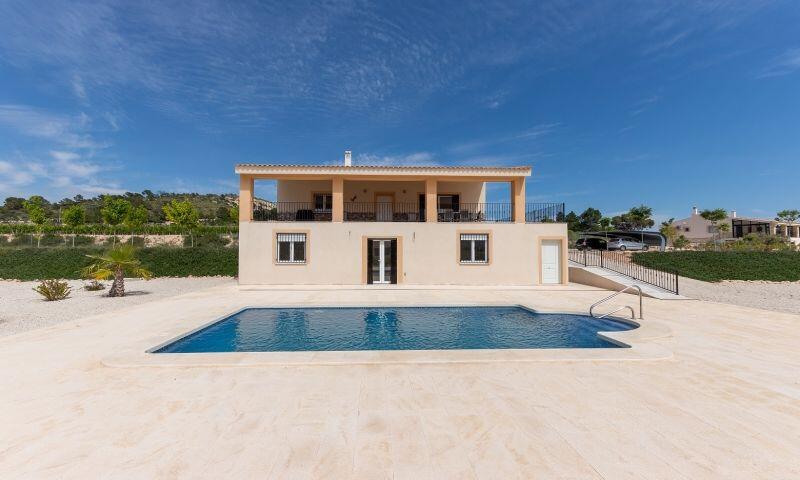 Villa en venta en La Romana, Alicante