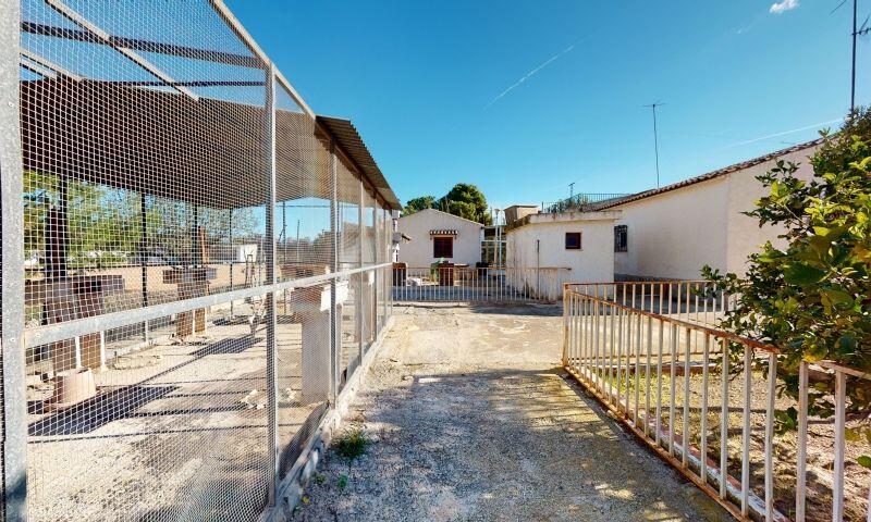 4 Cuarto Villa en venta