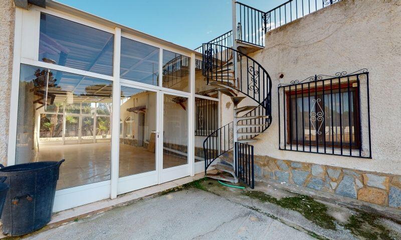 4 Cuarto Villa en venta