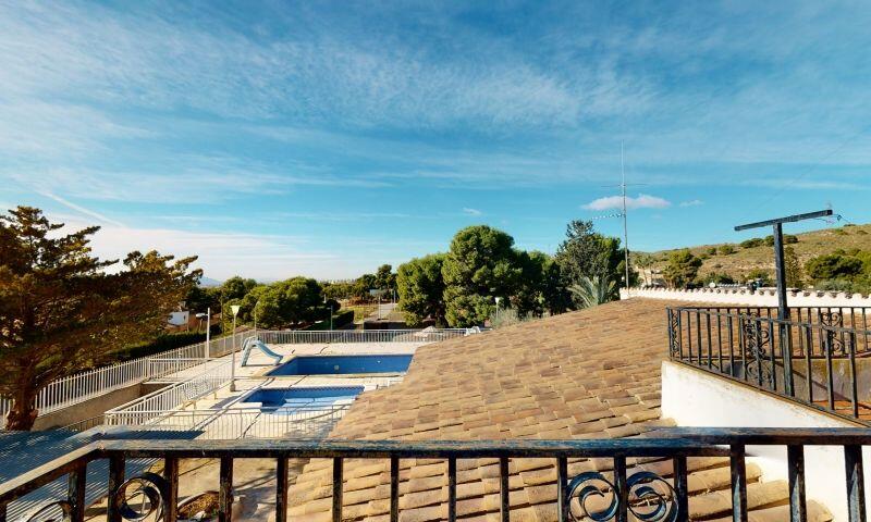 4 Cuarto Villa en venta