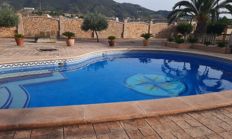 4 bedroom Villa for sale