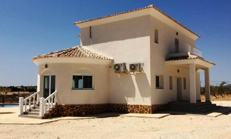 4 Cuarto Villa en venta