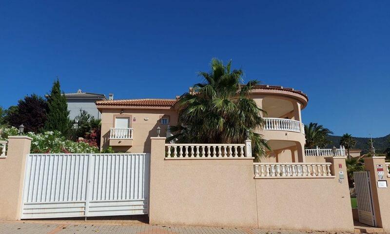 5 Cuarto Villa en venta