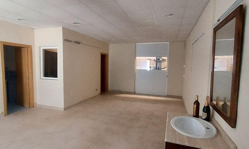 Local Commercial à vendre dans Hondon de las Nieves, Alicante