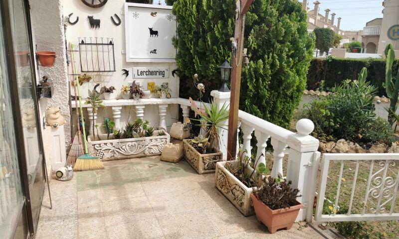 2 Cuarto Villa en venta