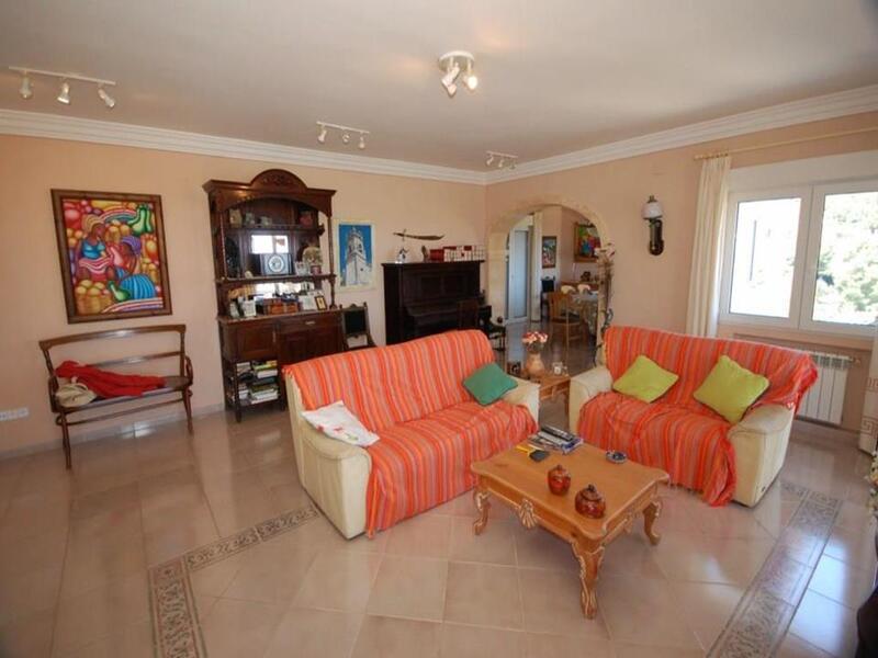 6 Cuarto Villa en venta