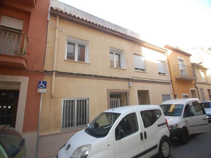 Maison de Ville à vendre dans Pego, Alicante