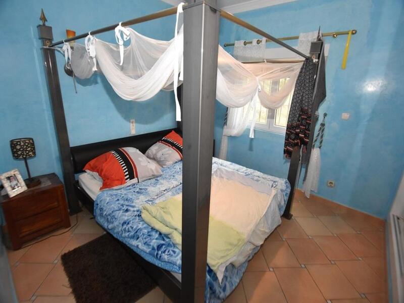9 bedroom Villa for sale