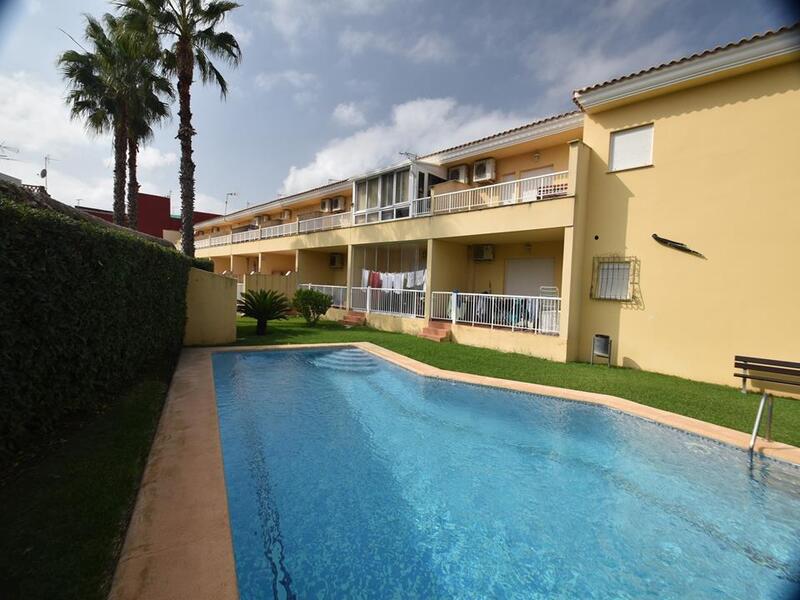 Duplex zu verkaufen in Els Poblets, Alicante