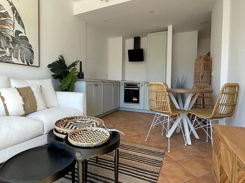 1 bedroom Apartment for sale