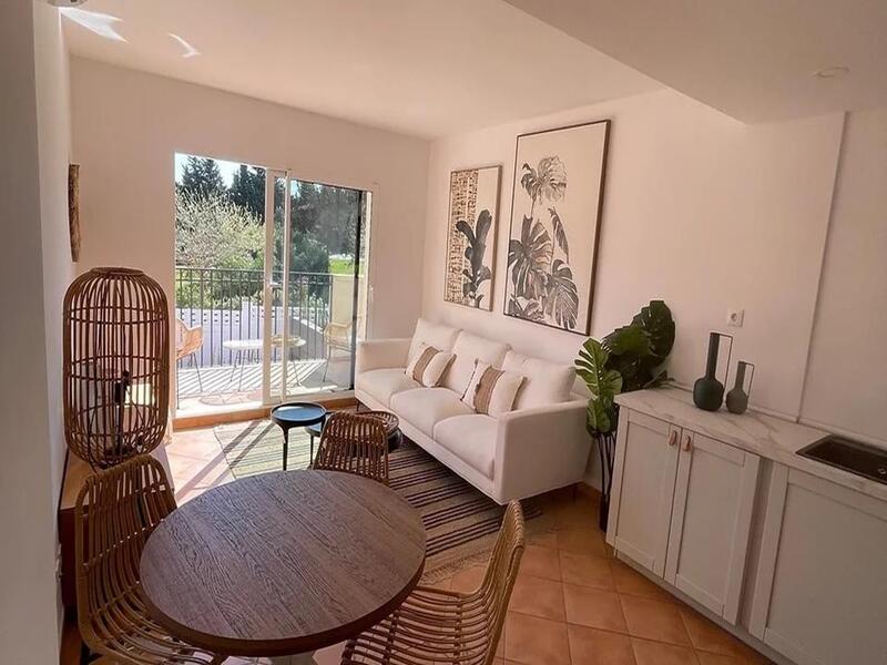 1 bedroom Apartment for sale