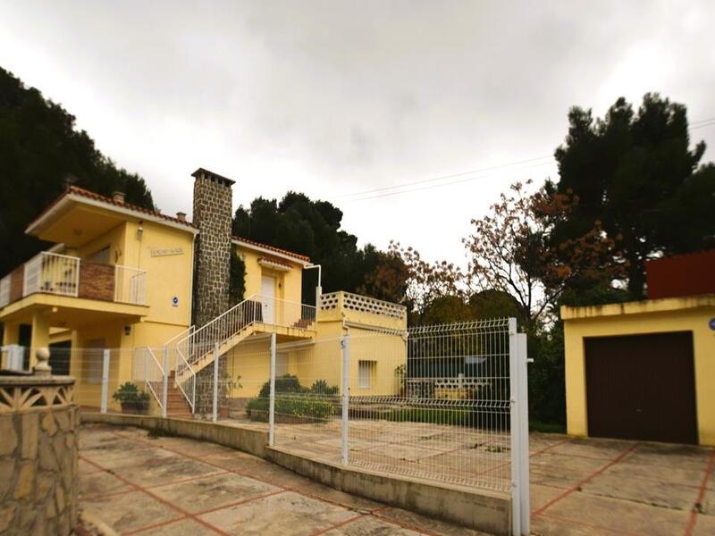 6 Cuarto Villa en venta