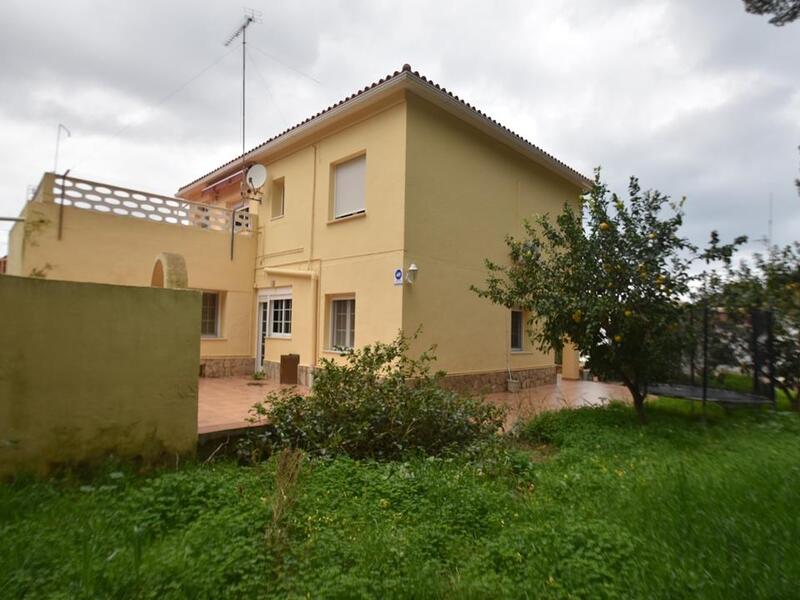 6 Cuarto Villa en venta