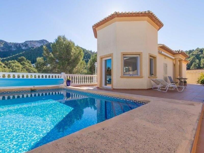 Villa till salu i Denia, Alicante