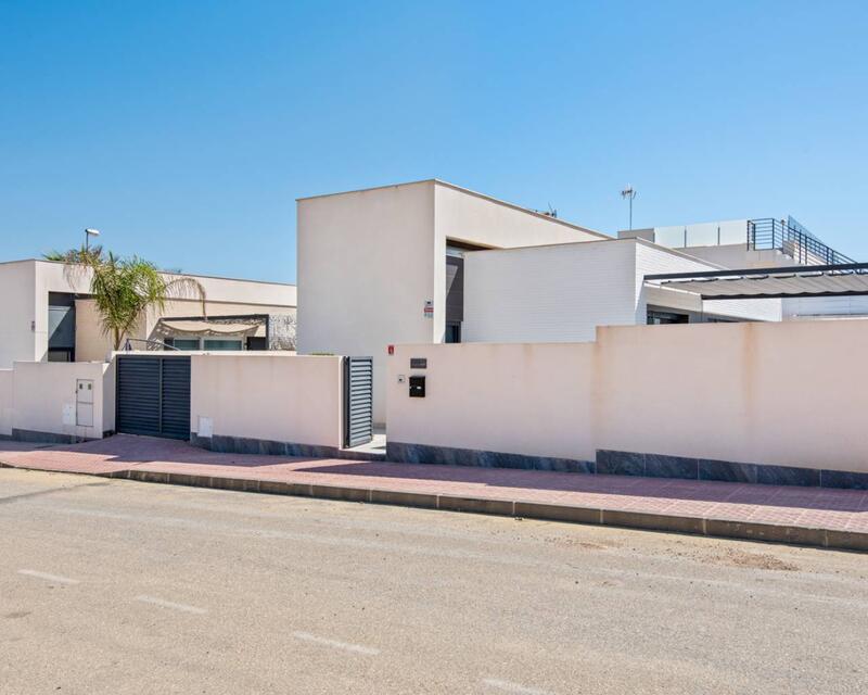 Villa til salg i Ciudad Quesada, Alicante