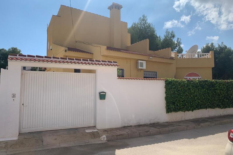 3 Cuarto Villa en venta