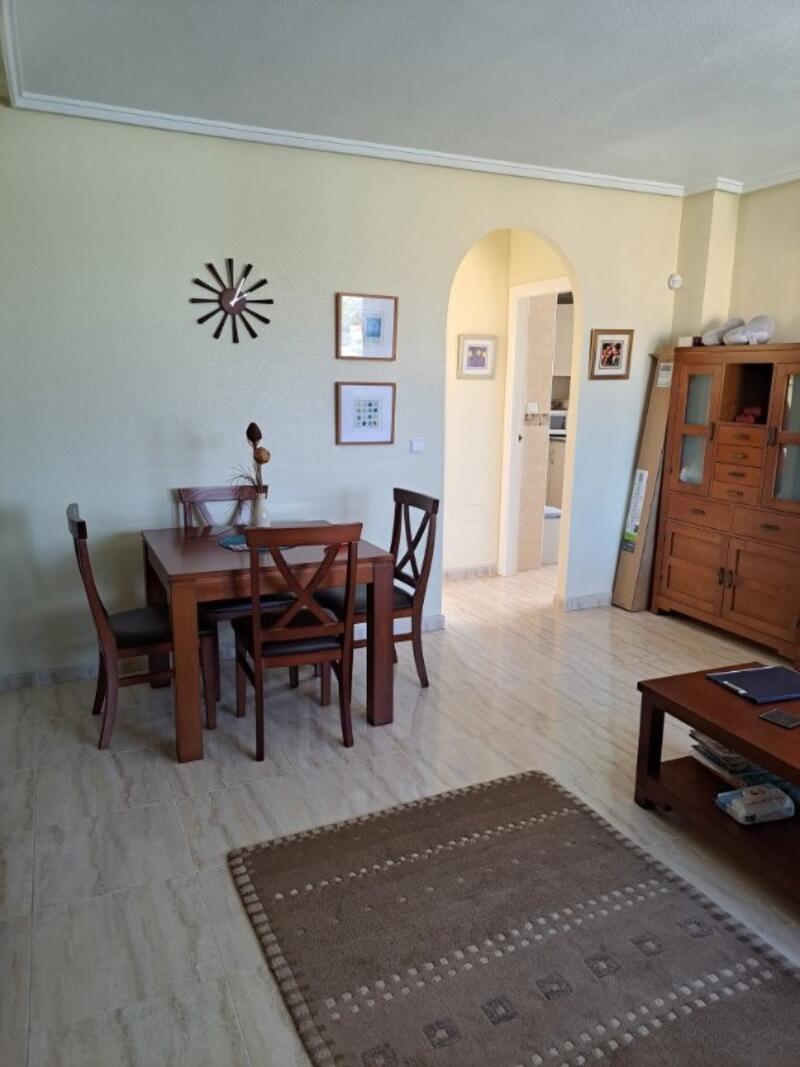 2 Cuarto Villa en venta