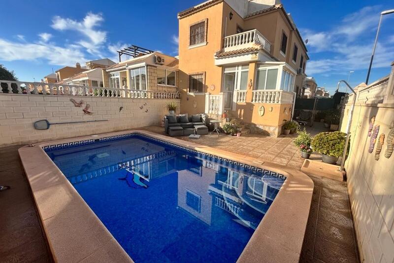 Townhouse for sale in Ciudad Quesada, Alicante