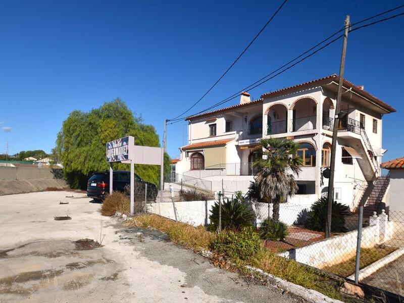 6 Cuarto Villa en venta