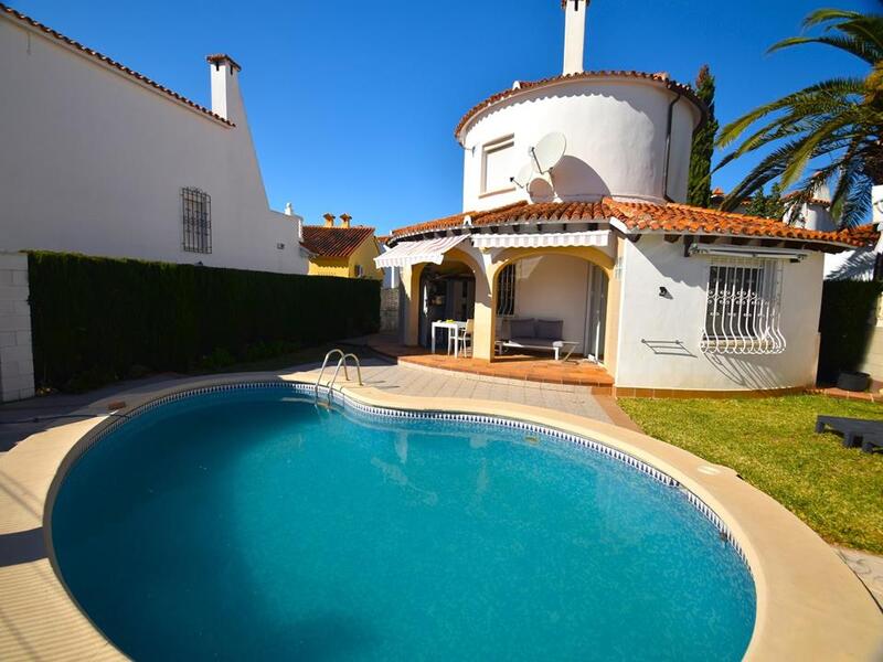 Villa til salg i Oliva, Valencia