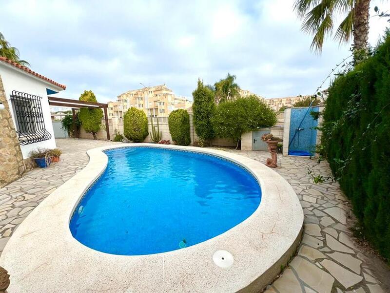 3 bedroom Villa for sale