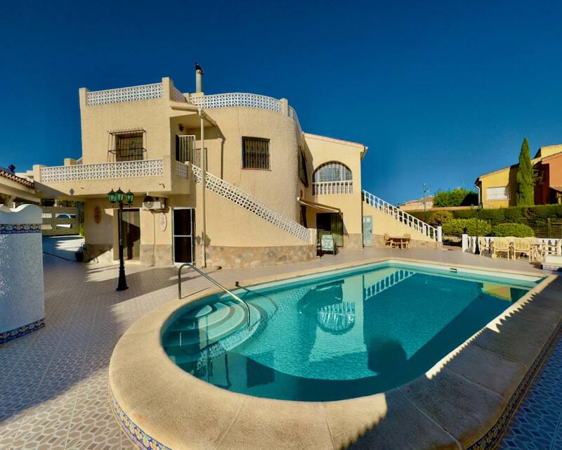 Villa till salu i Ciudad Quesada, Alicante