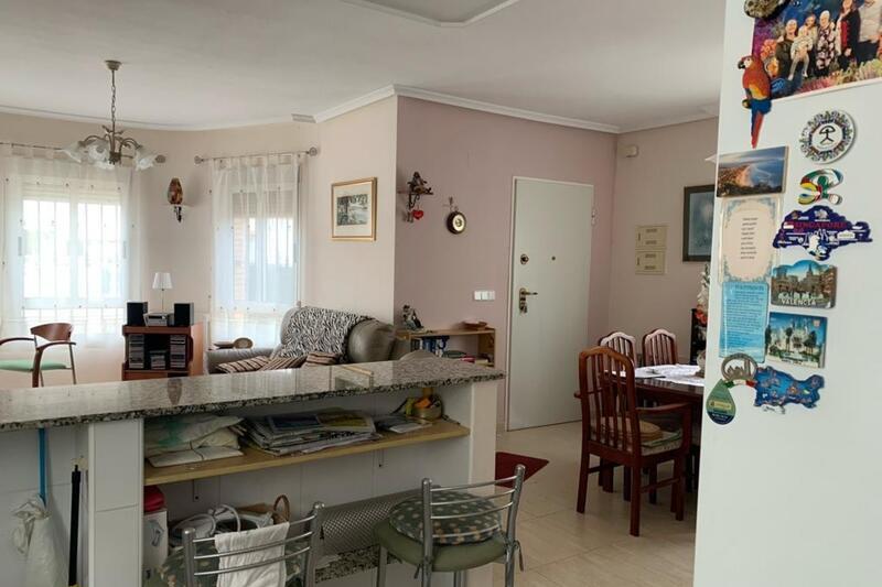 2 Cuarto Villa en venta